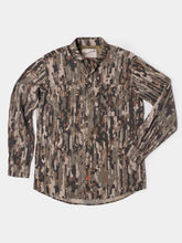 Load image into Gallery viewer, Duck Camp Lightweight Hunting Long Sleeve Shirt - Woodland