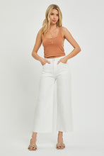 Load image into Gallery viewer, Claire Cropped Jeans - White
