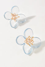 Load image into Gallery viewer, Chloe Flower Stud
