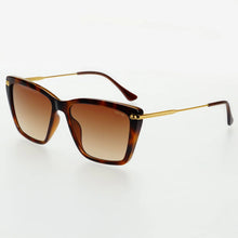 Load image into Gallery viewer, Freyrs Cat Eye Sunglasses - Tortoise/Brown
