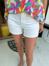 Load image into Gallery viewer, Hadley Shorts - White
