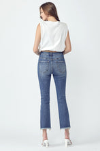 Load image into Gallery viewer, Remi Cropped Jeans - Medium Wash
