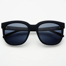 Load image into Gallery viewer, Freyrs Taylor Sunglasses - Black
