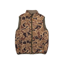 Load image into Gallery viewer, Southern Point Field Series Reversible Down Vest - Old School Camo/Olive
